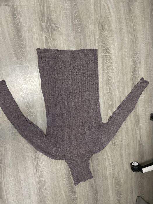 жіночу кофту-гольф