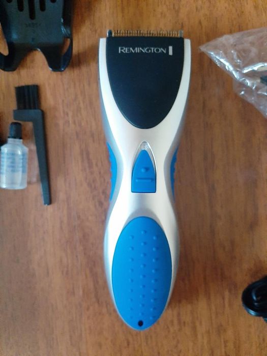 Máquina de Cortar Cabelo Nova