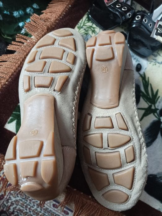 Buty BATA Nowe roz 38 dl wk 25 cm