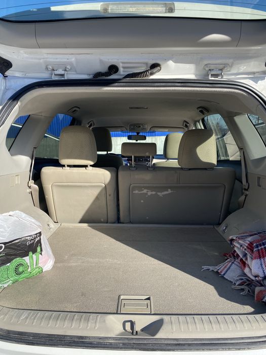 Тойота Приус V  . Toyota Prius V продаю