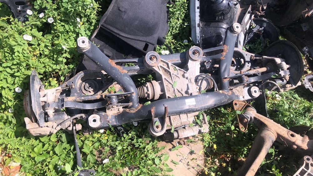 Розборка фольцваген тігуан балка підрамник разборка volkswagen тігуан