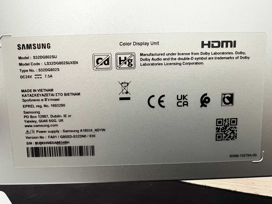 monitor samsung odyssey G8 s32dg802su 4k 240hz 32'' leia