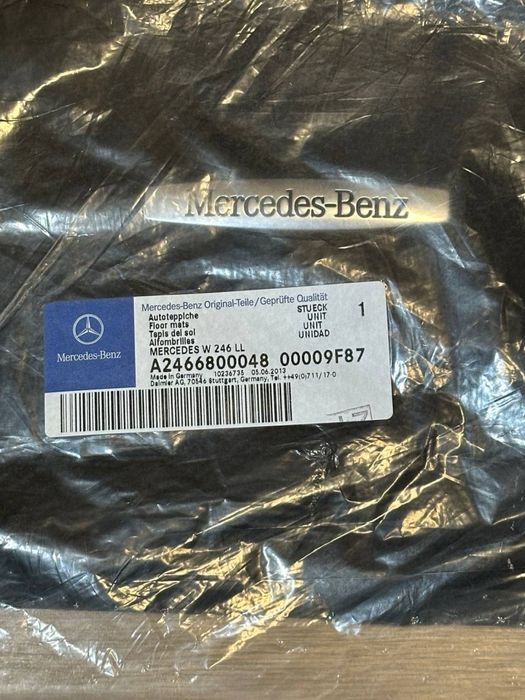 НОВІ Оригінальні килимки Mercedes-Benz для B-Class (W246)