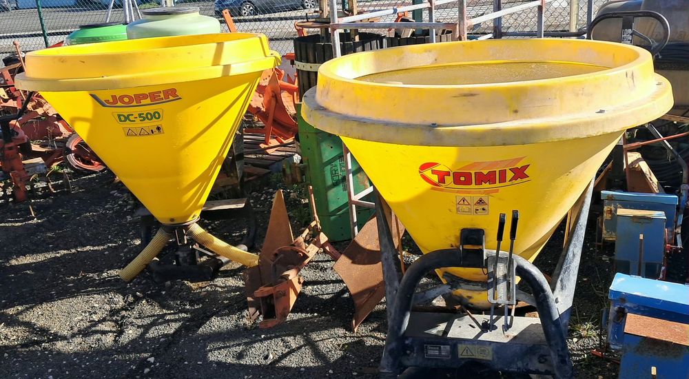 Distribuidor de adubo usado DC 500