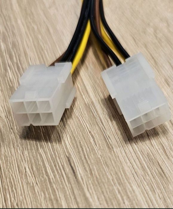 Adapter do karty graficznej 2x6 Pin do 8 Pin Asus