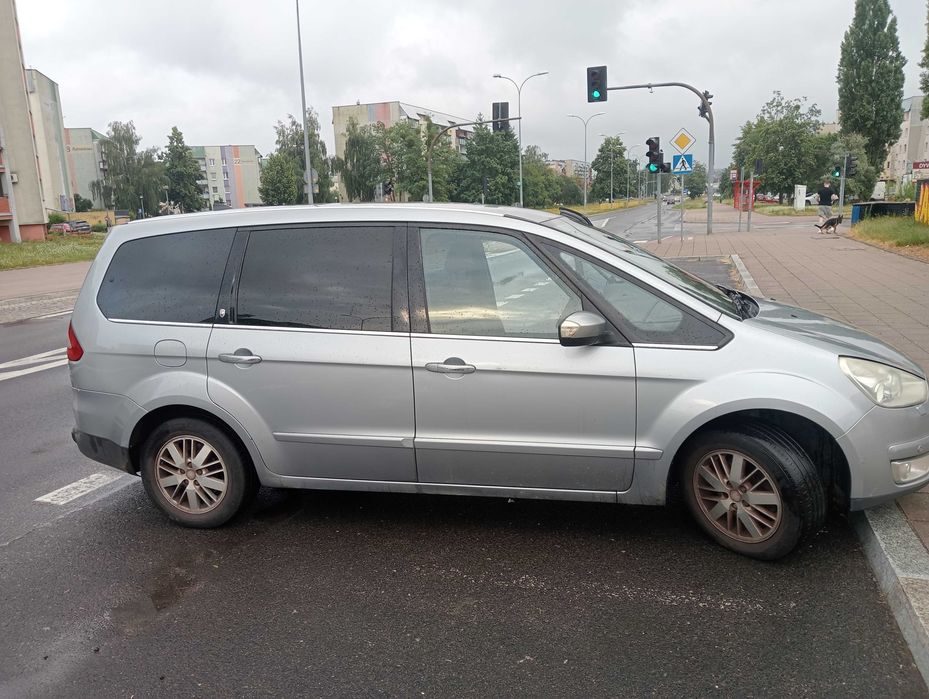 Samochód Ford Galaxy
