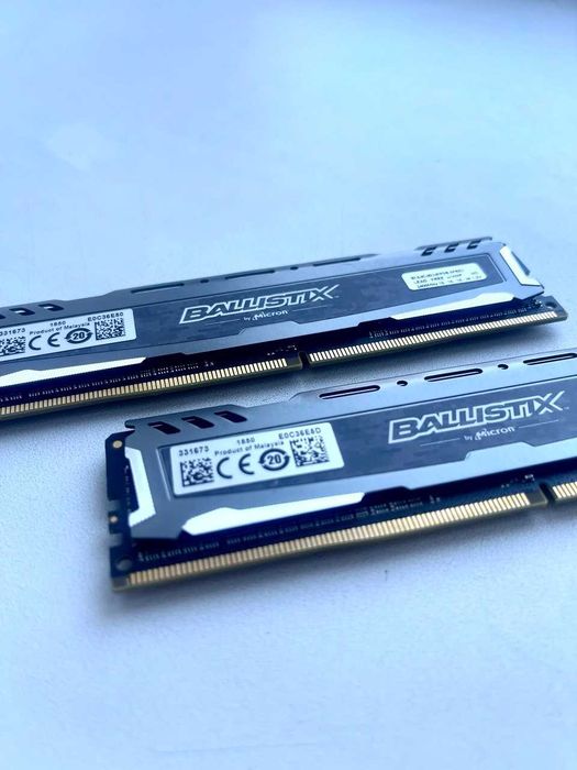 Оперативна памʼять DDR4 CRUCIAL Ballistix Sport LT