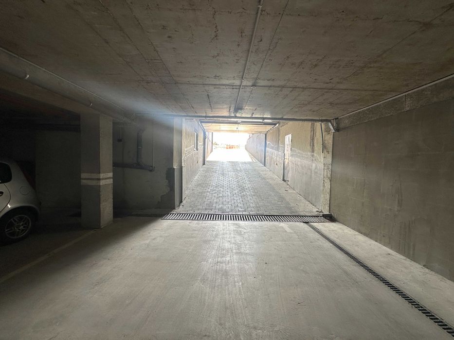 Оренда закритого паркомісця у підземному паркінгу ЖК Краківський