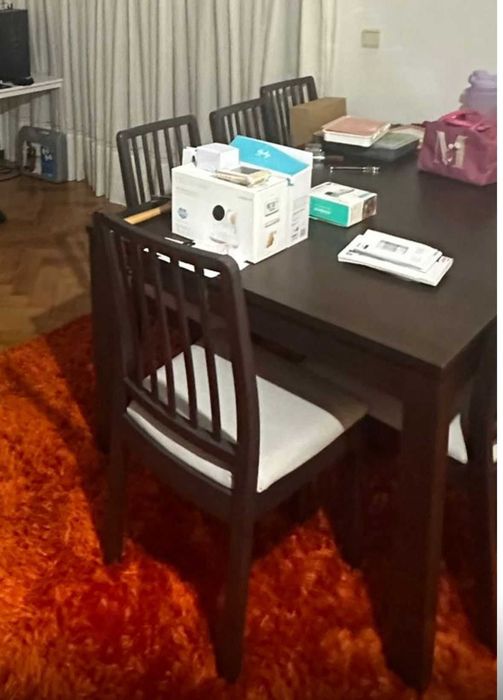 Mesa de Jantar Extensível de 8 a 12 Lugares