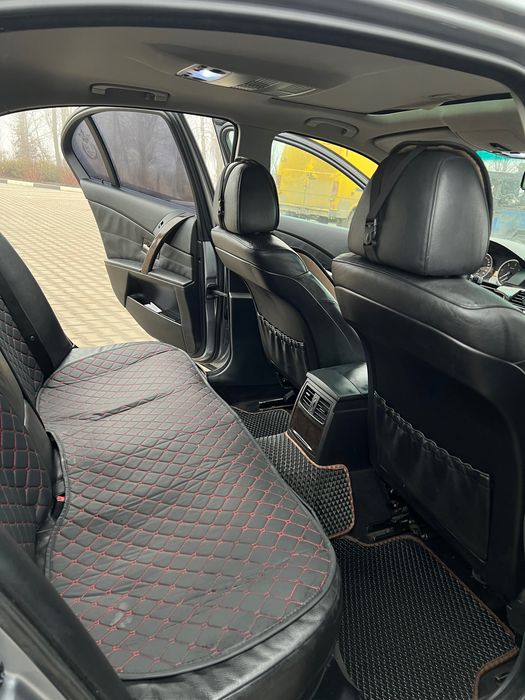 BMW E60 2004 року