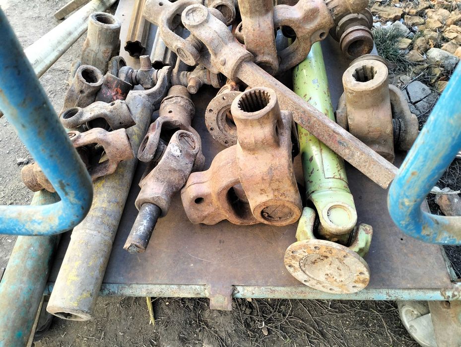 Гук-кардан (вилка)  сельхоз Зил чашка крестовины 50мм/39мм/35мм/28м