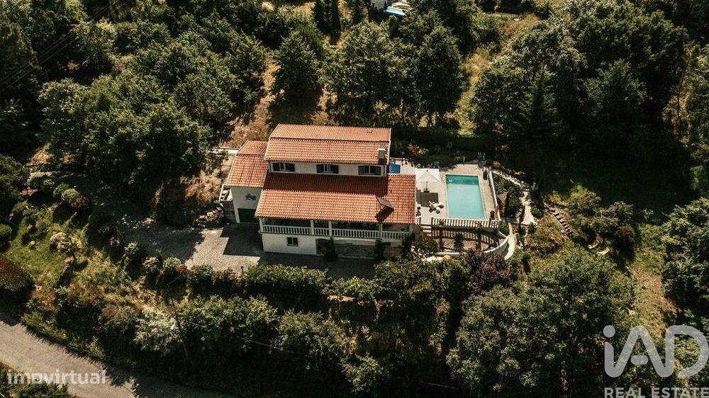 Casa / Villa T4 em Ferreira de Aves de 360,00 m2
