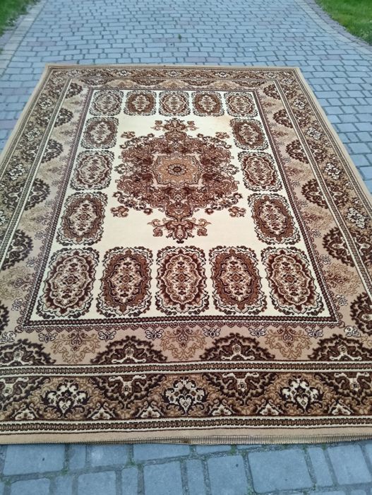 Килим, ковер 2/2.9 м.