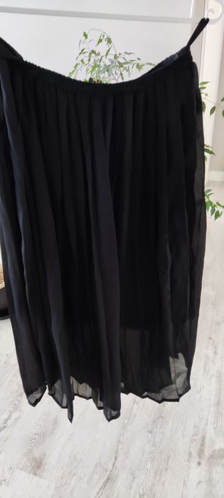 Czarna spódnica MIDI plisowana, rozmiar M(38).