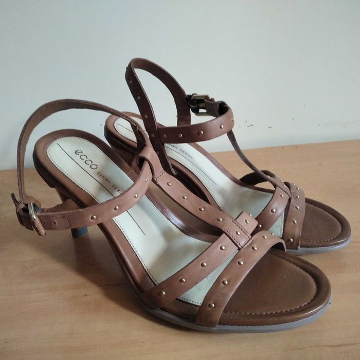 Buty damskie  ECCO  Shape 65 Sleek Sandal skóra nat. roz.eu-38