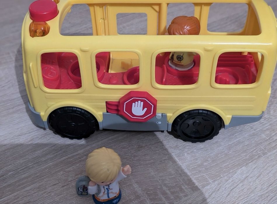 Autobus Little People Autobus malego odkrywcy