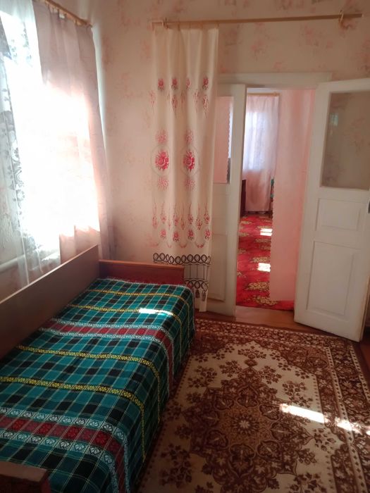 Житловий одноповерховий будинок садибного типу в сел. Кириківка