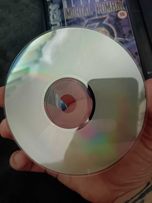Sega Saturn consola 2 jogos e 1 comando