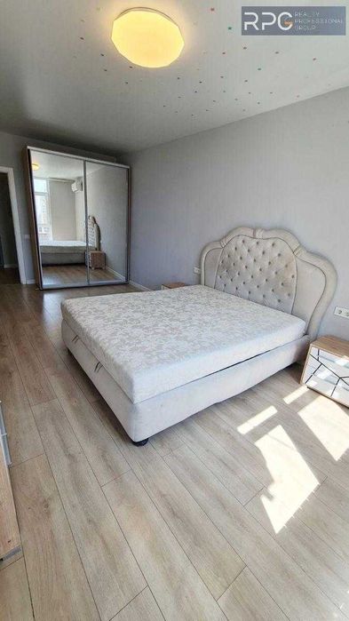 Продаж 1-к квартири в ЖК Русанівська Гавань