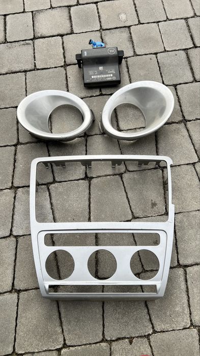 Octavia А5 RS до рест накладки туманки, накладка магнітоли, блок магн