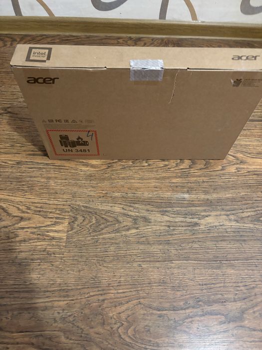 Asus TravelMate P2 16 новий