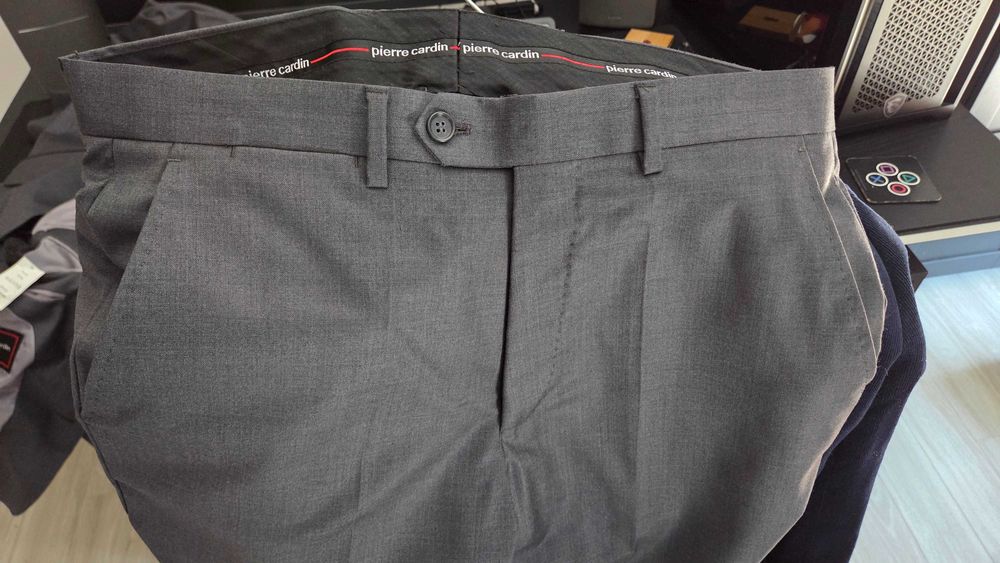 Fato pierre cardin novo