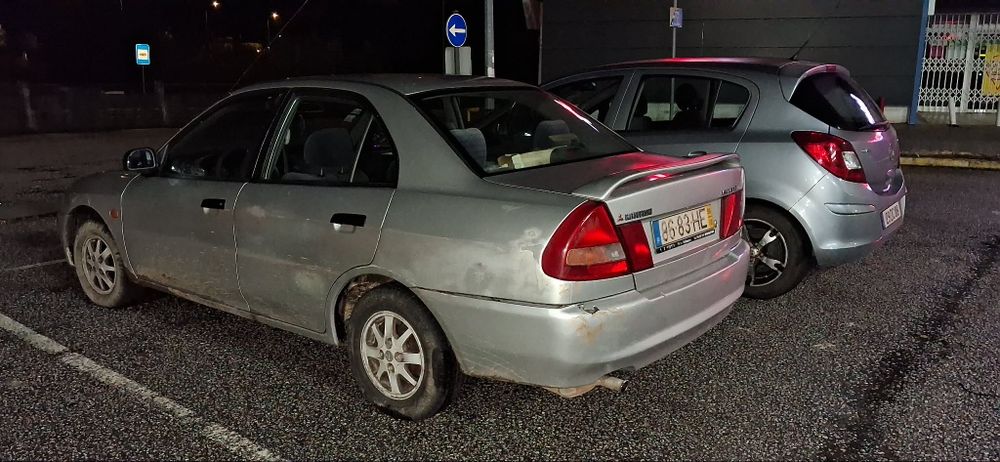 Mitsubishi Lancer 1.3 GLX