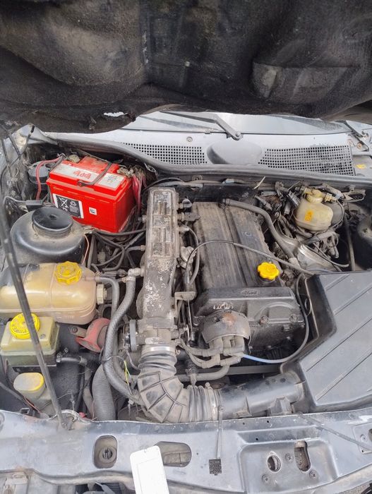 На уверенном ходу. Сел уехал!