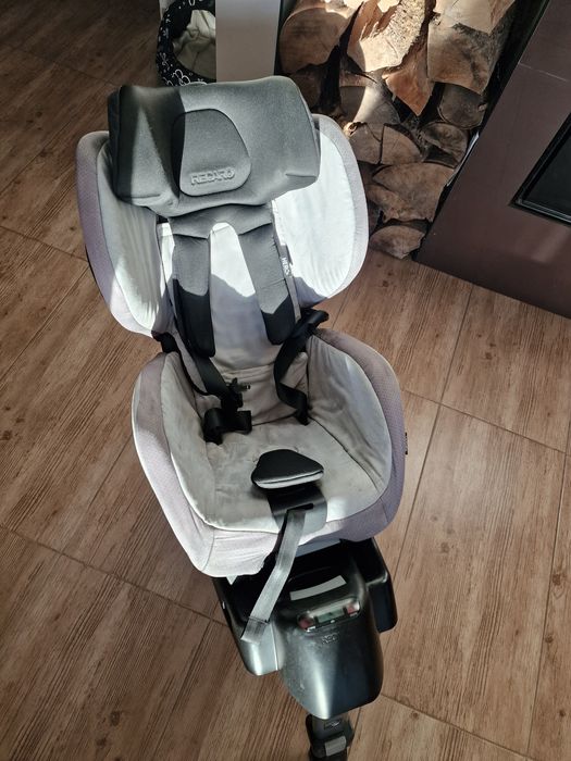 Fotelik recaro isofix