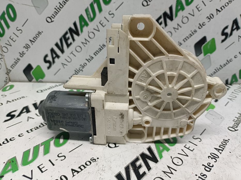 Motor vidro trás direito AUDI A4 Avant (8K5, B8)