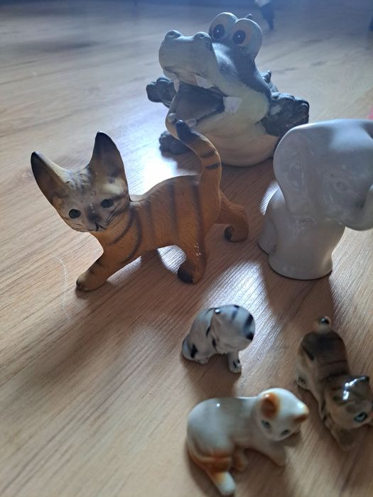 Zestaw figurek ozdób ramka na zdjęcie koty