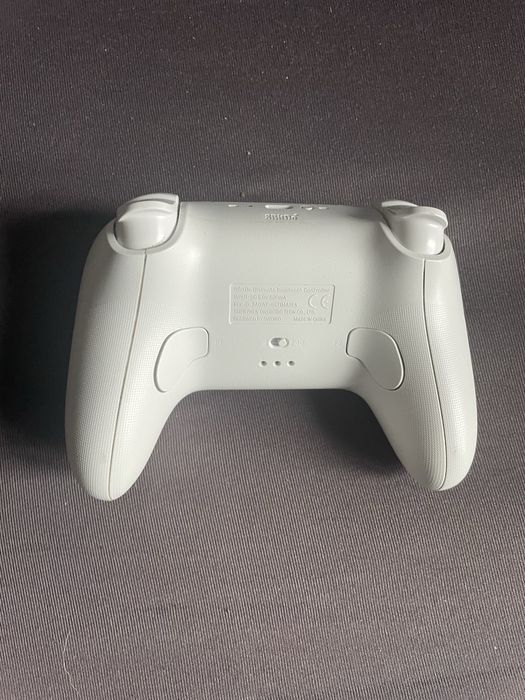 sprzedam pada 8bitdo ultimate