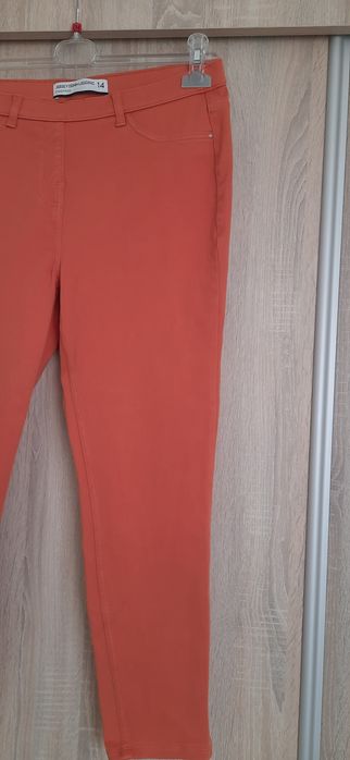 Spodnie damskie rozm 42