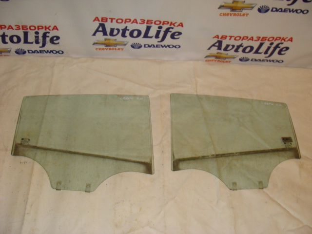 Скло задньої двері  Chevrolet Spark\Шевроле Спарк M300