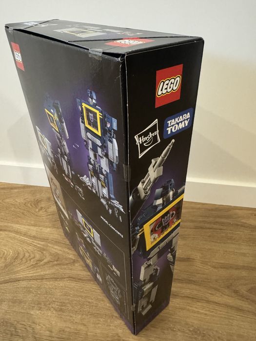 Lego 10358 - Transformers: Soundwave [SELADO]