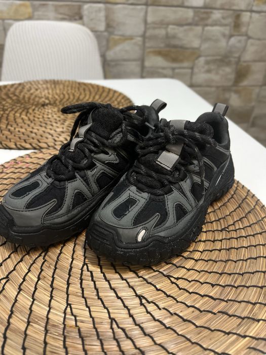 Кросівки   Zara