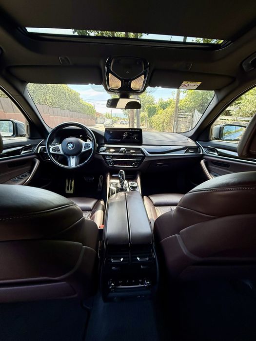 Bmw 530E Pack M full extras