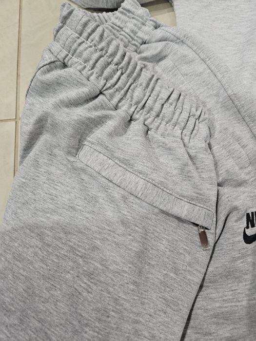 Zestaw sportowy L nike