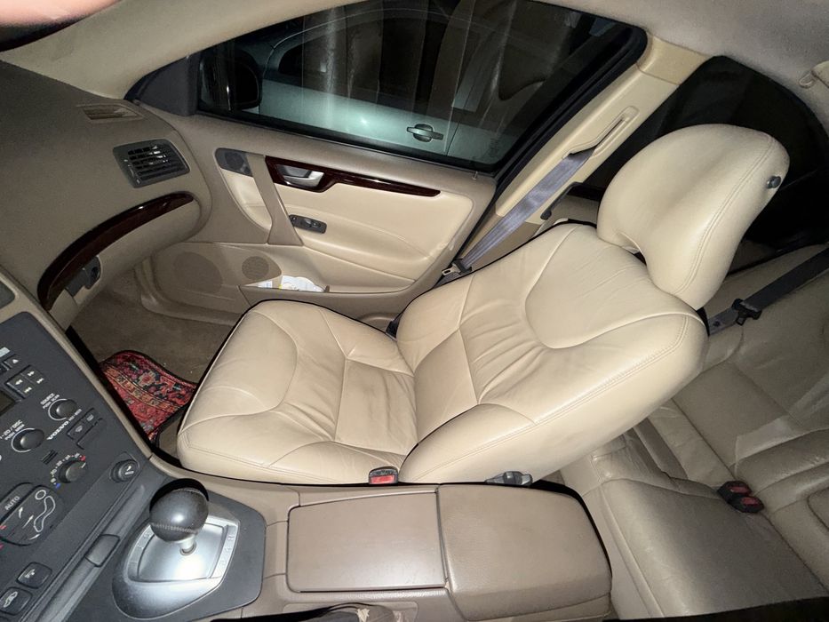Volvo s60 T5 300cv (troco por mota)