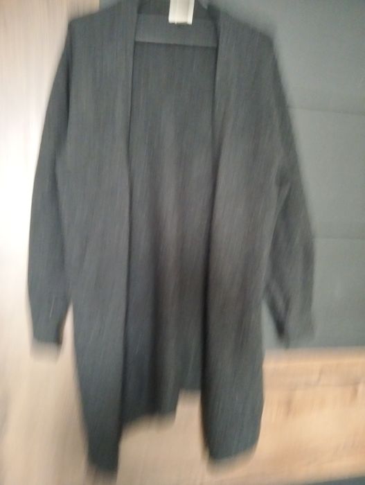3 kardigany odcienie szarości