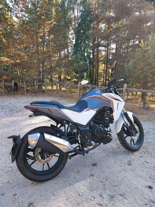 Motociclo Sym NHX 125cc