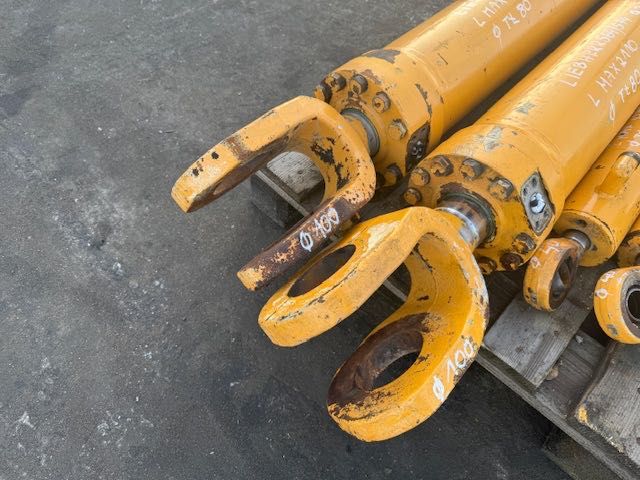siłownik hydrauliczny komplet ładowarka kołowa liebherr l 564