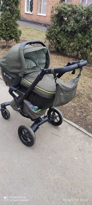 Продам фірмову дитячу коляску 2 в 1