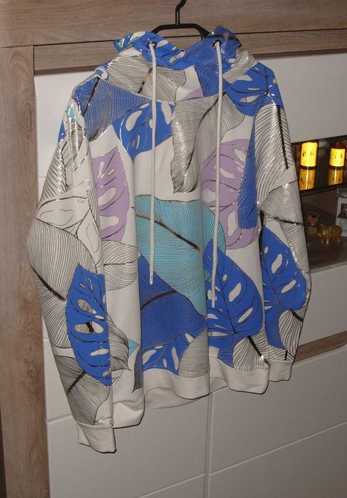 bluza z kapturem w liście monster-MEGI- r. S/M
