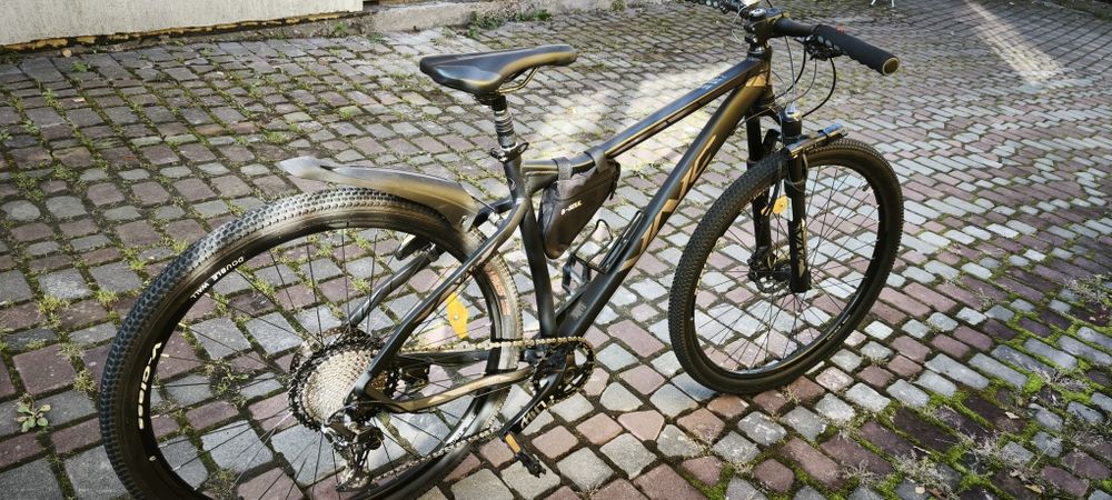 Продається велосипед гірський фірми VNC 29 колеса, рама розмір 20.