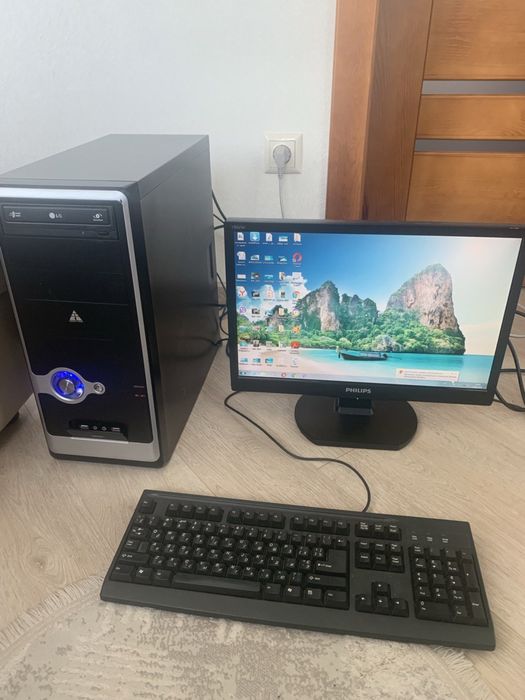 Компьютер з ліцензованим windows