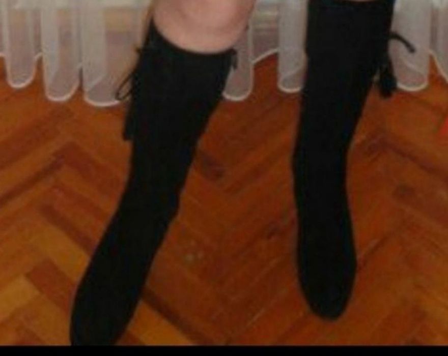 Чоботи жіночі       .