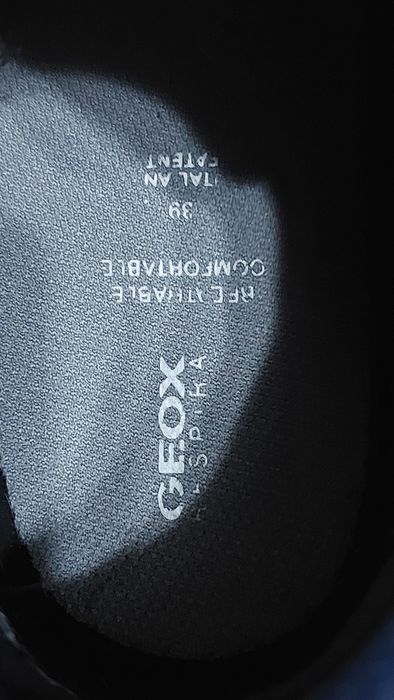 Продам високі кеди ТМ Geox 39 розміру