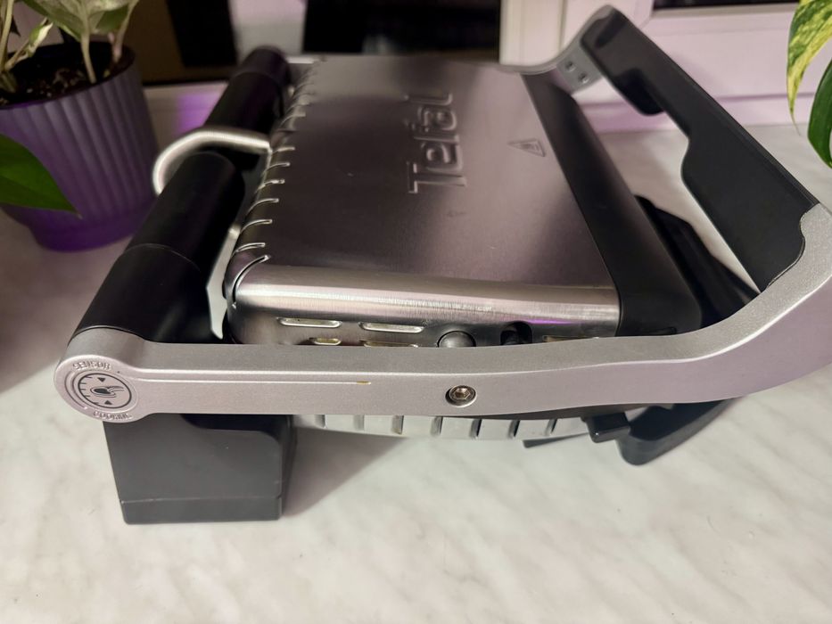 Розумний гриль Tefal Optigrill — готує ідеальні стейки сам!