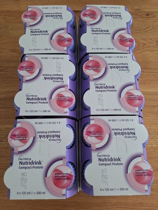 24x125ml Nutridrink Compact Protein Truskawka